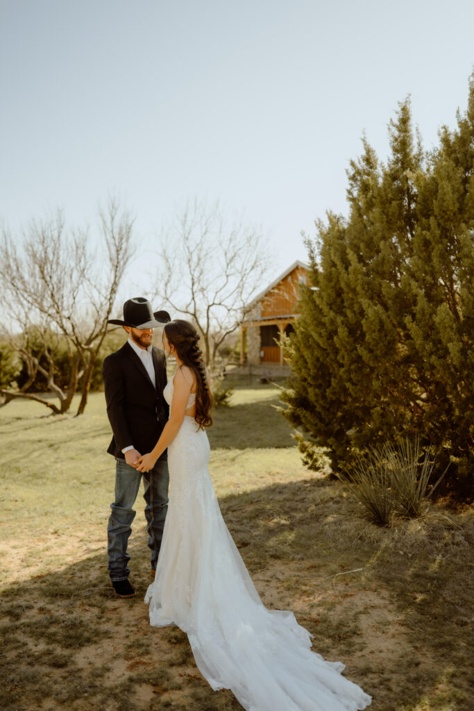 couple seeing each other for the first time on their elopement day