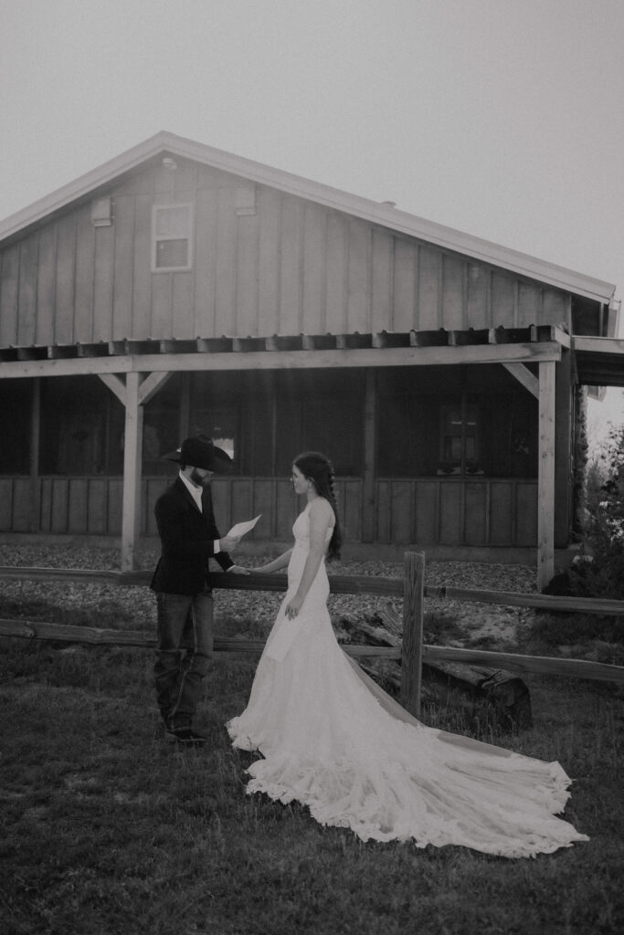 couple exchanging vows at their texas elopement