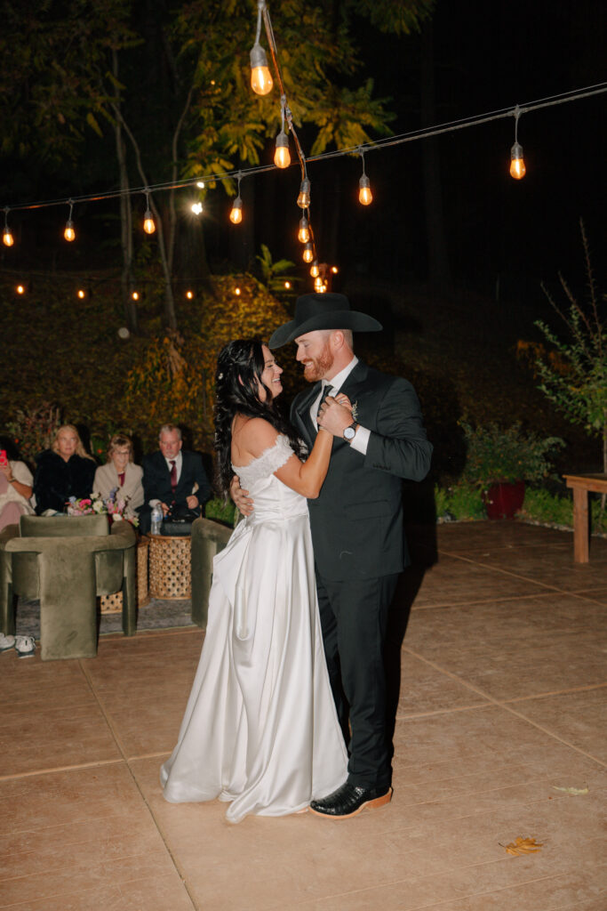 bride and groom first dance