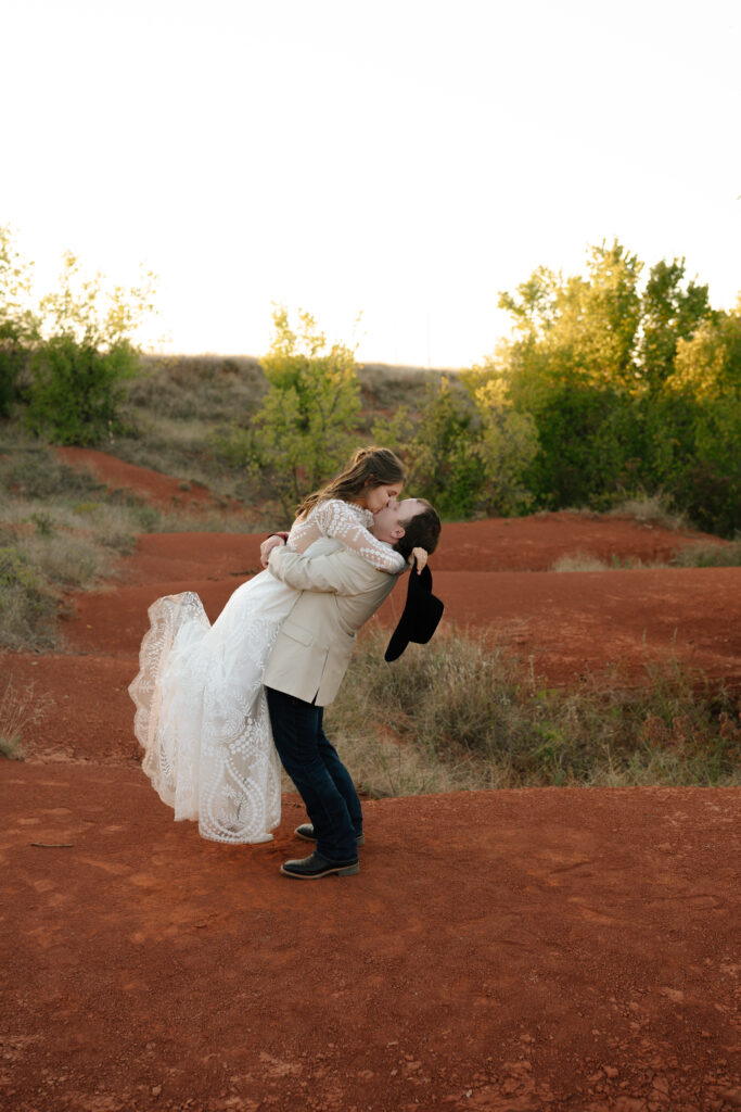 planning Oklahoma weddings